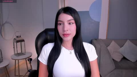 Snapshot of maddisontaylor chatting on May 9, 2026, 7:19 pm Maddison online show from May 9, 2026, 7:19 pm