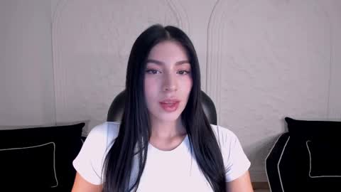 Snapshot of maddisontaylor chatting on May 26, 2026, 7:32 pm Maddison online show from May 26, 2026, 7:32 pm