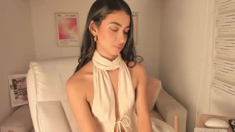 Snapshot of maddy_bronw chatting on May 15, 2026, 11:45 pm Maddy online show from May 15, 2026, 11:45 pm