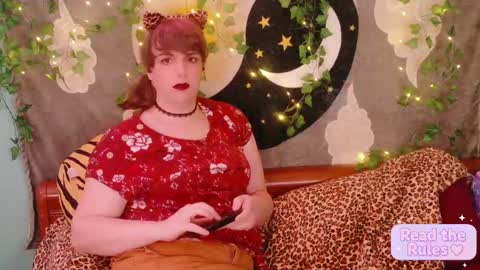 Snapshot of maddy_cat chatting on October 9, 2025, 3:10 pm Maddy Cat online show from October 9, 2025, 3:10 pm