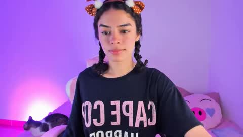 Snapshot of maddy_parker__ chatting on November 12, 2025, 9:14 pm maddy_parker__ online show from November 12, 2025, 9:14 pm