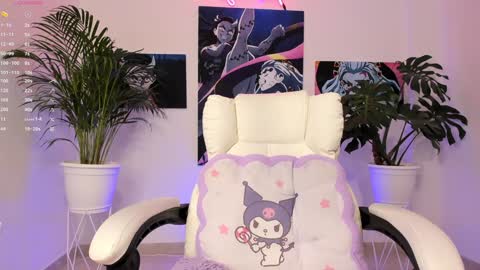 maddy_uwu online show from December 18, 2024, 5:26 am