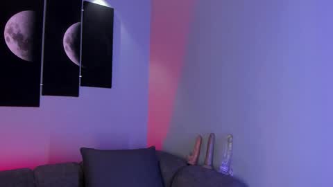 Maddy  online show from February 7, 2025, 7:27 pm