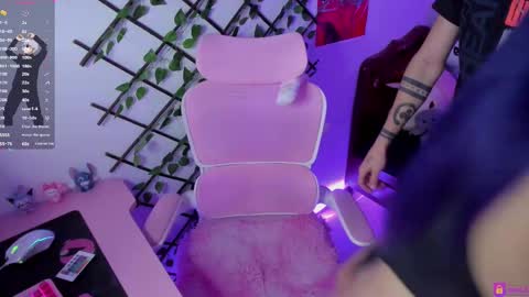 Maddy Foox online show from February 12, 2025, 9:33 pm