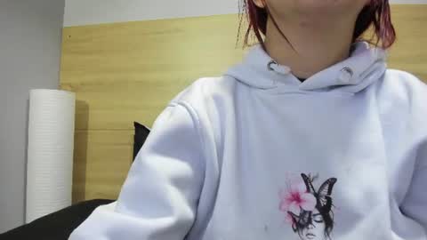 Snapshot of madelaine_blosson chatting on June 26, 2026, 10:30 am Madelaine online show from June 26, 2026, 10:30 am