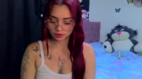 Snapshot of madeleine_2018 chatting on May 9, 2026, 2:39 am sofia online show from May 9, 2026, 2:39 am