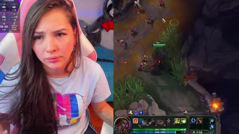 Snapshot of madeleine_shinobi chatting on January 24, 2025, 1:45 am Emily Only Fans online show from January 24, 2025, 1:45 am