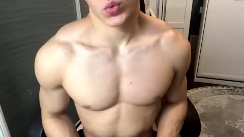 madisonboy2 online show from November 1, 2025, 10:45 pm