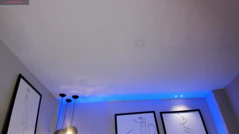 Maddi Collins online show from April 23, 2026, 8:11 pm