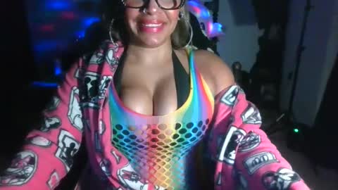 Snapshot of madisonjayde77 chatting on February 10, 2025, 3:57 am MadisonJayde online show from February 10, 2025, 3:57 am