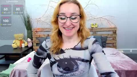 Snapshot of madissonkiss chatting on March 5, 2025, 2:03 am Madisson online show from March 5, 2025, 2:03 am