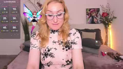 Snapshot of madissonkiss chatting on September 14, 2025, 12:54 am Madisson online show from September 14, 2025, 12:54 am