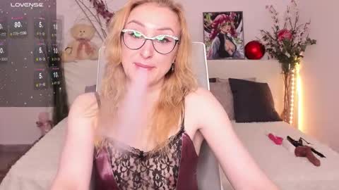 Snapshot of madissonkiss chatting on October 13, 2025, 2:00 am Madisson online show from October 13, 2025, 2:00 am
