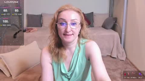 Snapshot of madissonkiss chatting on April 8, 2026, 7:25 pm Madisson online show from April 8, 2026, 7:25 pm