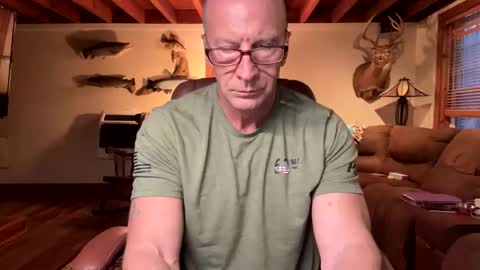 madman73614056 online show from January 5, 2026, 9:40 pm