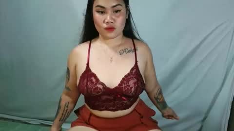 mae_hottie69 online show from September 9, 2025, 11:32 am