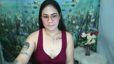 mae_hottie69 online show from October 15, 2025, 1:11 pm