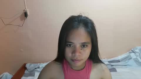 mae_lovers234xx online show from February 3, 2025, 3:27 pm