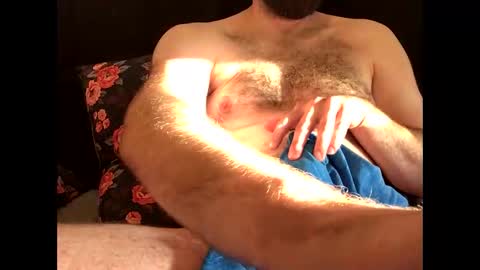 maechtigerschwanz online show from October 18, 2025, 6:37 am