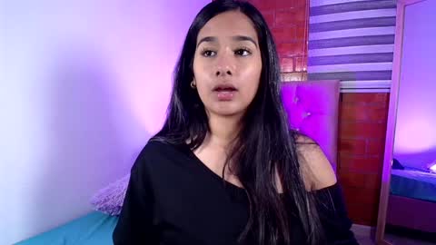 Snapshot of maeena chatting on December 3, 2024, 8:06 pm maeena online show from December 3, 2024, 8:06 pm