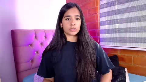 Snapshot of maeena chatting on December 13, 2024, 3:43 pm maeena online show from December 13, 2024, 3:43 pm