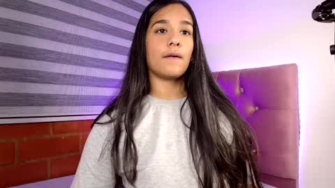 Snapshot of maeena chatting on January 13, 2025, 6:06 am maeena online show from January 13, 2025, 6:06 am