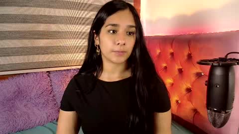 Snapshot of maeena chatting on February 24, 2025, 4:26 pm maeena online show from February 24, 2025, 4:26 pm