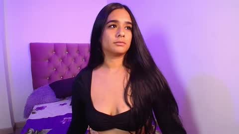 Snapshot of maeena chatting on February 5, 2026, 12:15 am maeena online show from February 5, 2026, 12:15 am