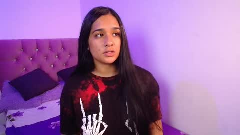 Snapshot of maeena chatting on February 16, 2026, 11:01 pm maeena online show from February 16, 2026, 11:01 pm