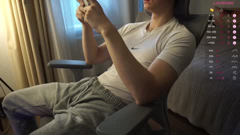 Snapshot of maestro3369 chatting on February 5, 2025, 1:22 pm Mike XMaestro 3369 online show from February 5, 2025, 1:22 pm