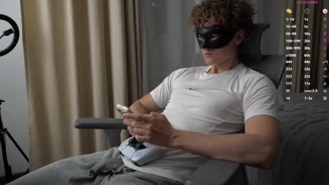 Snapshot of maestro3369 chatting on February 20, 2026, 9:26 pm Mike XMaestro 3369 online show from February 20, 2026, 9:26 pm