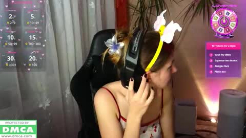 mag1c_eyes online show from October 31, 2025, 8:10 pm