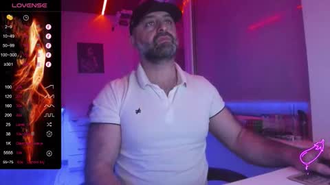 Snapshot of magabear chatting on February 8, 2026, 3:21 am Magabear online show from February 8, 2026, 3:21 am