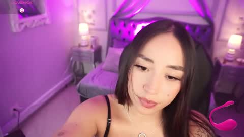   online show from September 25, 2025, 8:23 pm