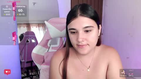 Snapshot of magic__smile chatting on January 17, 2025, 12:52 pm Luna online show from January 17, 2025, 12:52 pm