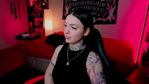 Snapshot of magic_alie chatting on July 3, 2026, 8:15 pm Magic Allie online show from July 3, 2026, 8:15 pm