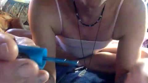 Gaia Love online show from April 4, 2026, 9:45 pm