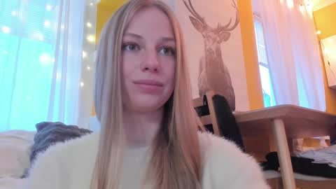 Alice  online show from December 21, 2025, 11:28 am