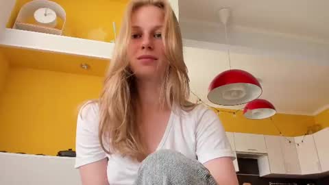 Alice  online show from July 27, 2026, 1:40 pm