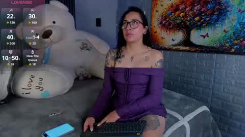 Snapshot of magic_ivone chatting on April 27, 2026, 12:03 pm magic_ivone online show from April 27, 2026, 12:03 pm