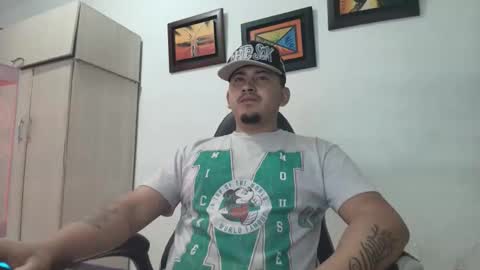 magic_milk23 online show from November 20, 2025, 10:59 am