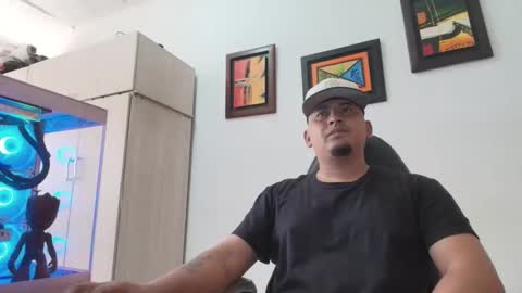 magic_milk23 online show from January 13, 2026, 7:08 pm