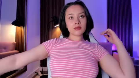 Snapshot of magic_vera chatting on June 7, 2026, 4:05 am Vera online show from June 7, 2026, 4:05 am