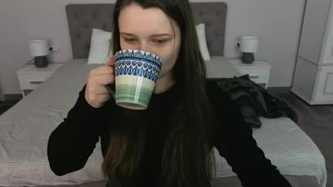 Emily online show from April 20, 2026, 5:43 am