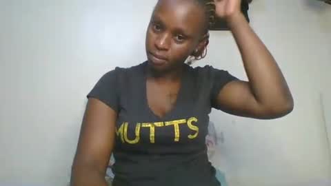 Snapshot of magicpussyy1 chatting on June 18, 2026, 9:47 am magicbabe online show from June 18, 2026, 9:47 am