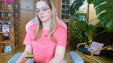 Snapshot of magicstylex chatting on January 18, 2025, 9:45 pm Nicole online show from January 18, 2025, 9:45 pm