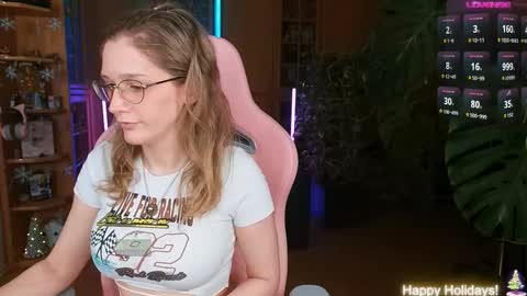 Snapshot of magicstylex chatting on December 4, 2025, 6:27 pm Nicole online show from December 4, 2025, 6:27 pm