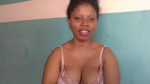 magniah online show from February 22, 2026, 5:51 am