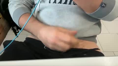 Snapshot of magopirandellow chatting on February 12, 2026, 10:10 am magopirandellow online show from February 12, 2026, 10:10 am