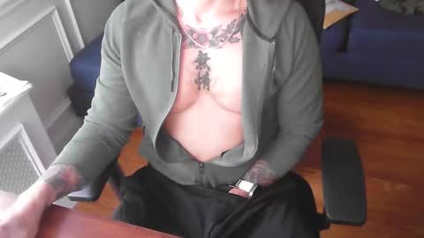 Snapshot of mahogany333 chatting on November 13, 2025, 5:23 pm mahogany333 online show from November 13, 2025, 5:23 pm